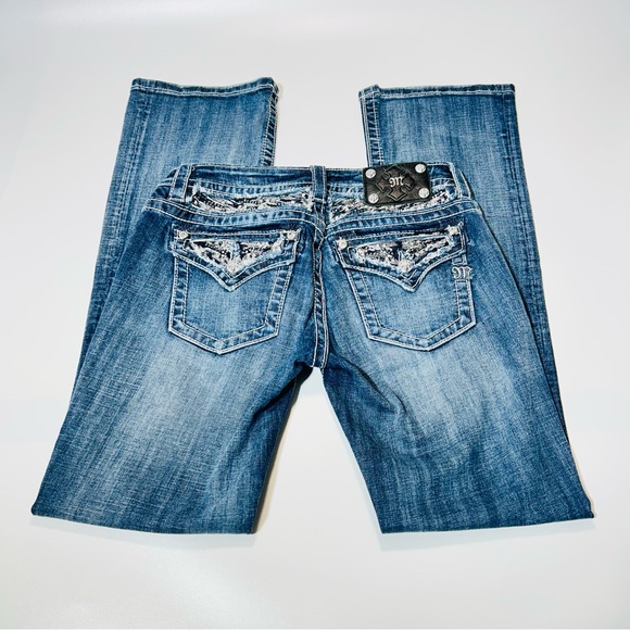 Miss Me Denim - Miss Me jeans Relaxed bootcut jeans embellished button flap pocket women Size 28